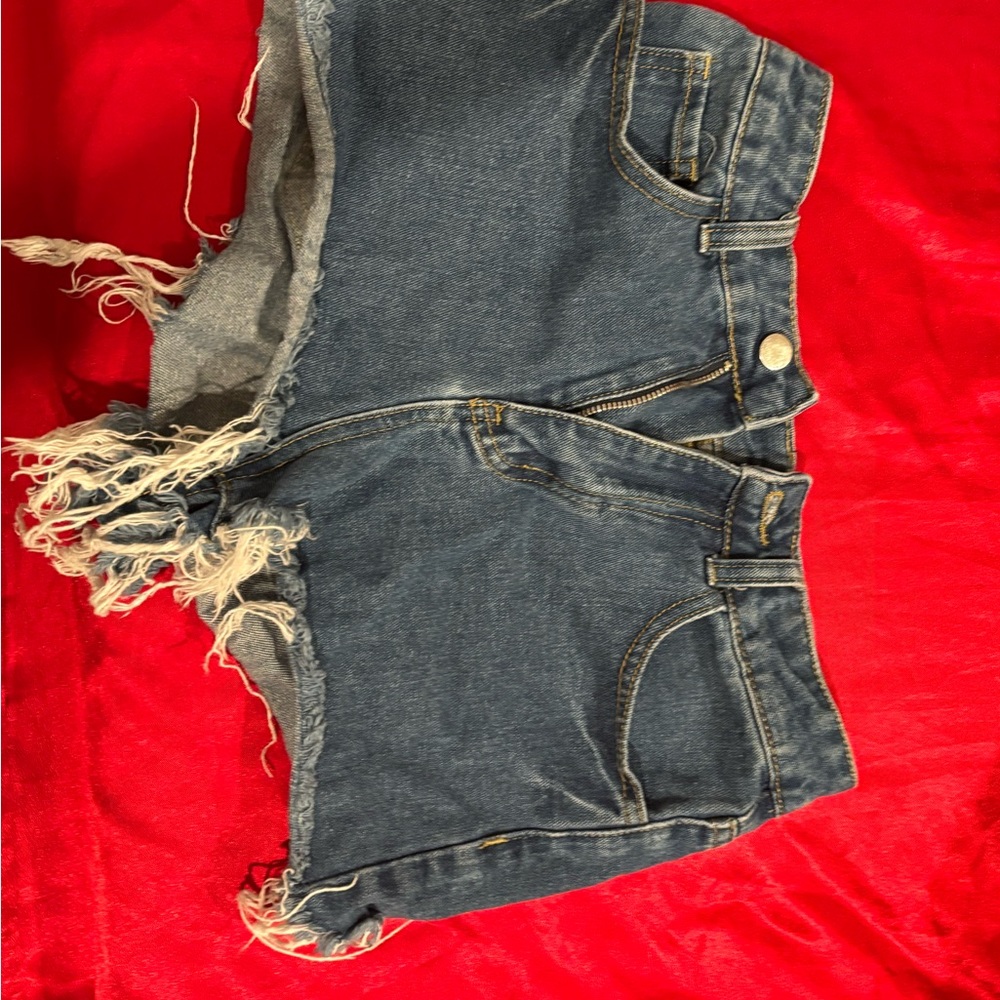 Women’s SHEIN Jean shorts